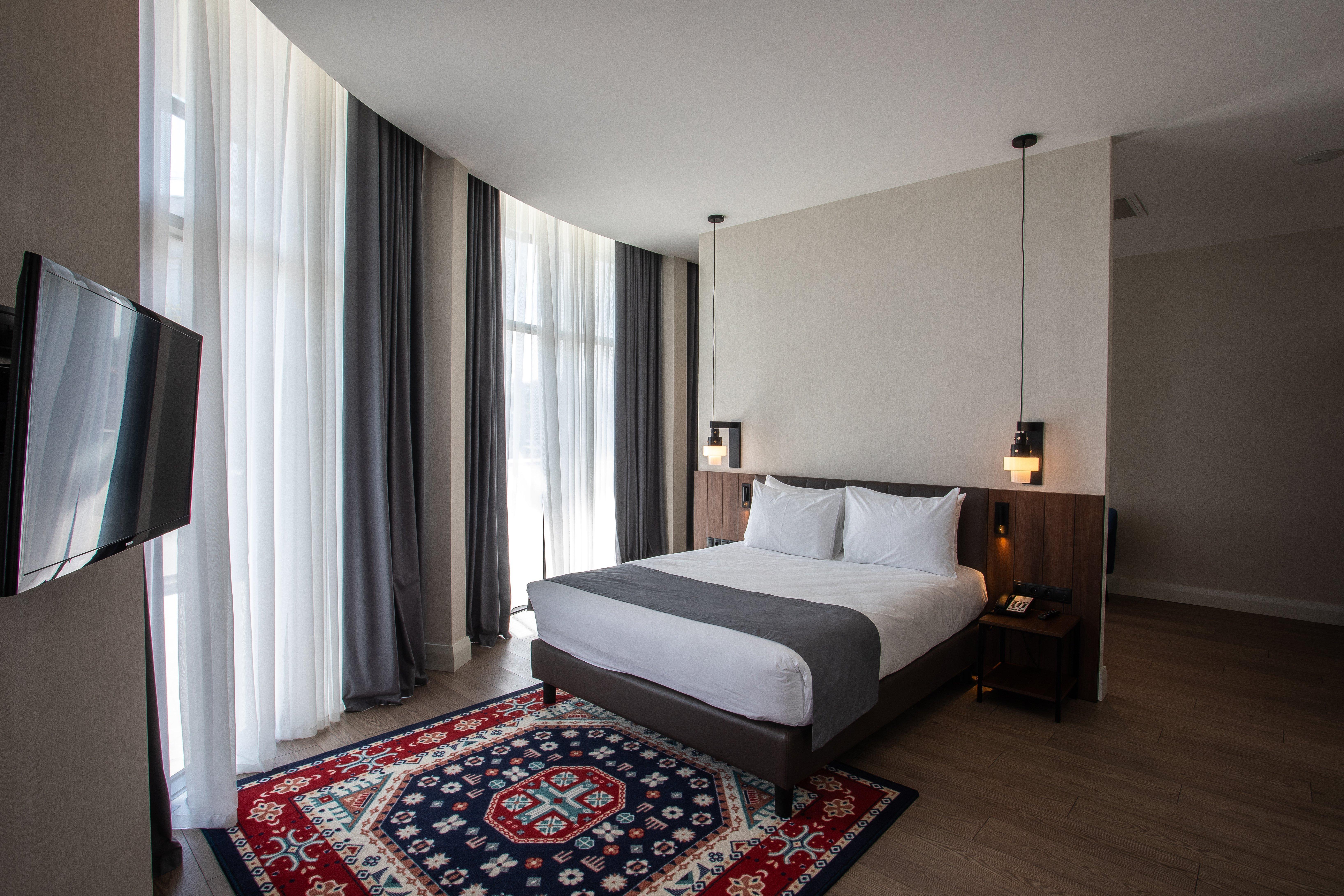 Holiday Inn Telavi By Ihg Bagian luar foto