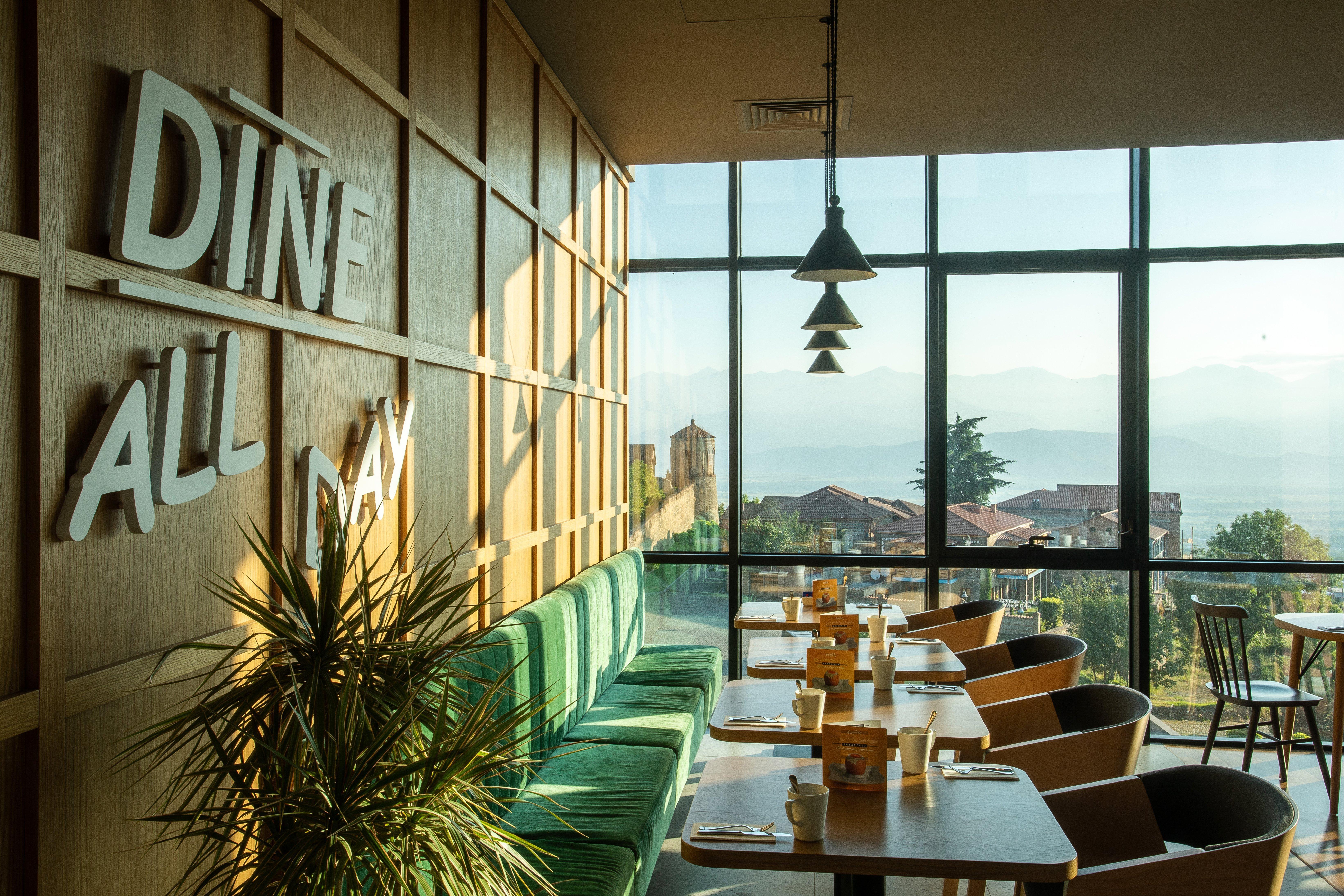 Holiday Inn Telavi By Ihg Bagian luar foto