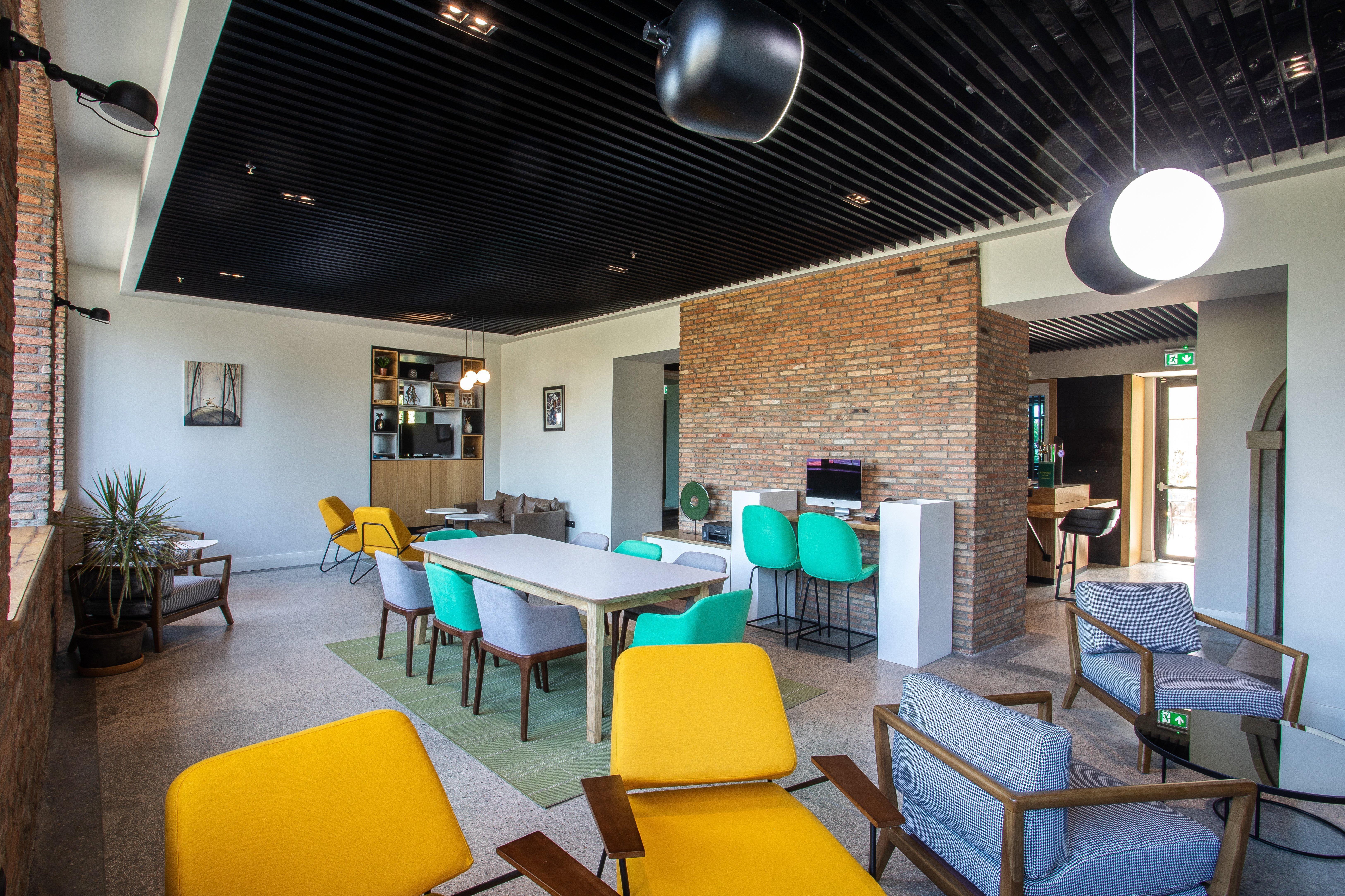 Holiday Inn Telavi By Ihg Bagian luar foto