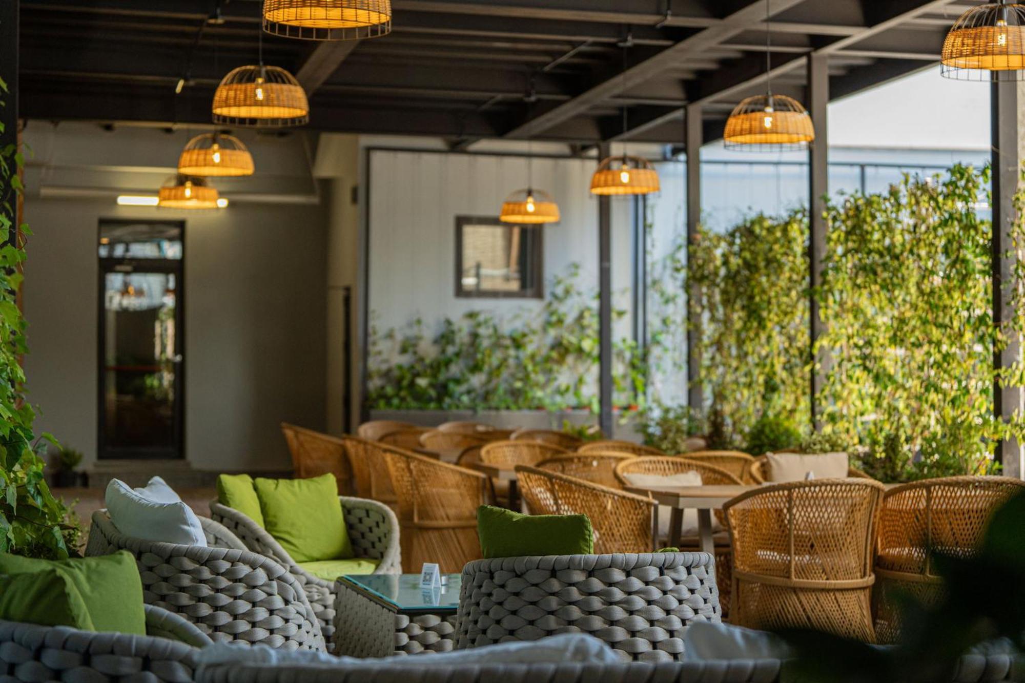 Holiday Inn Telavi By Ihg Bagian luar foto